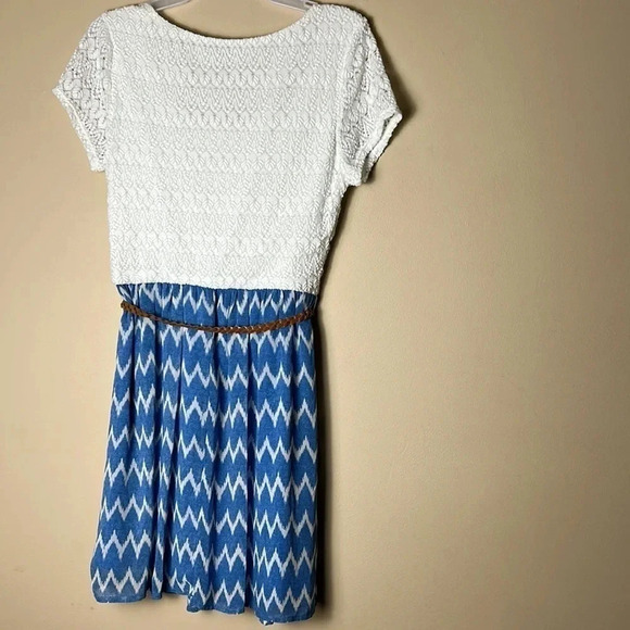 Coastal cowgirl white ,blue belted cap sleeve dress with crochet top and chevron - Picture 10 of 14